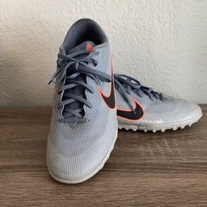 NIKE MERCURIAL VAPOR 12 ACADEMY TURF SOCCER 7